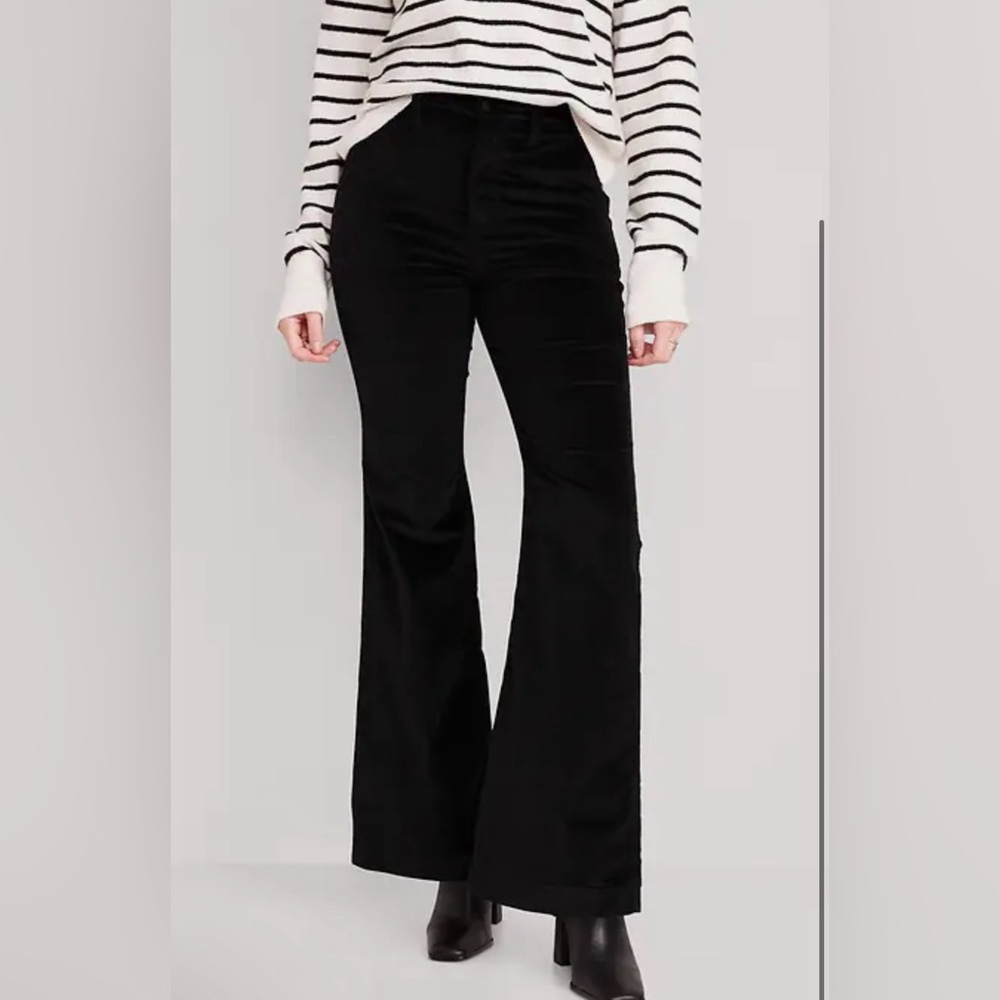 Old Navy Velvet Flare High rise trousers